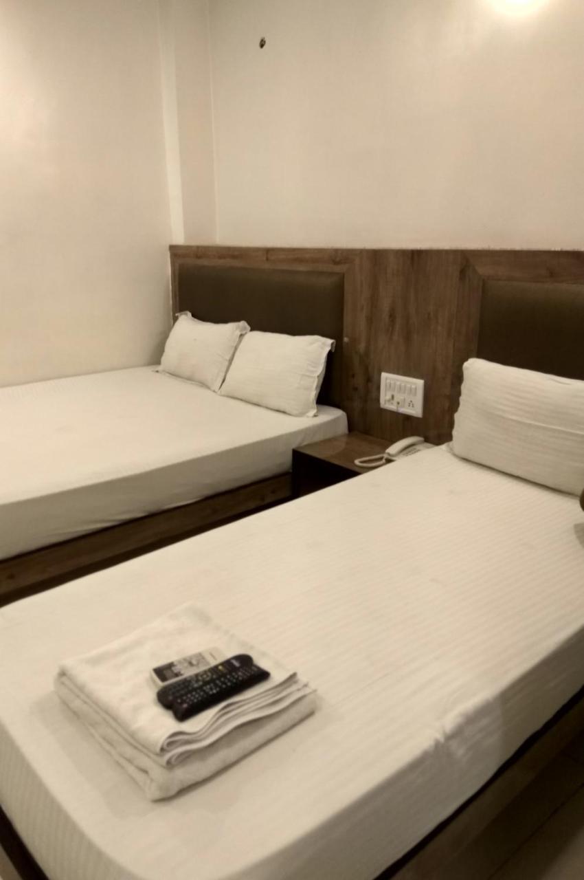 Hotel Le Mem Delhi  Dış mekan fotoğraf