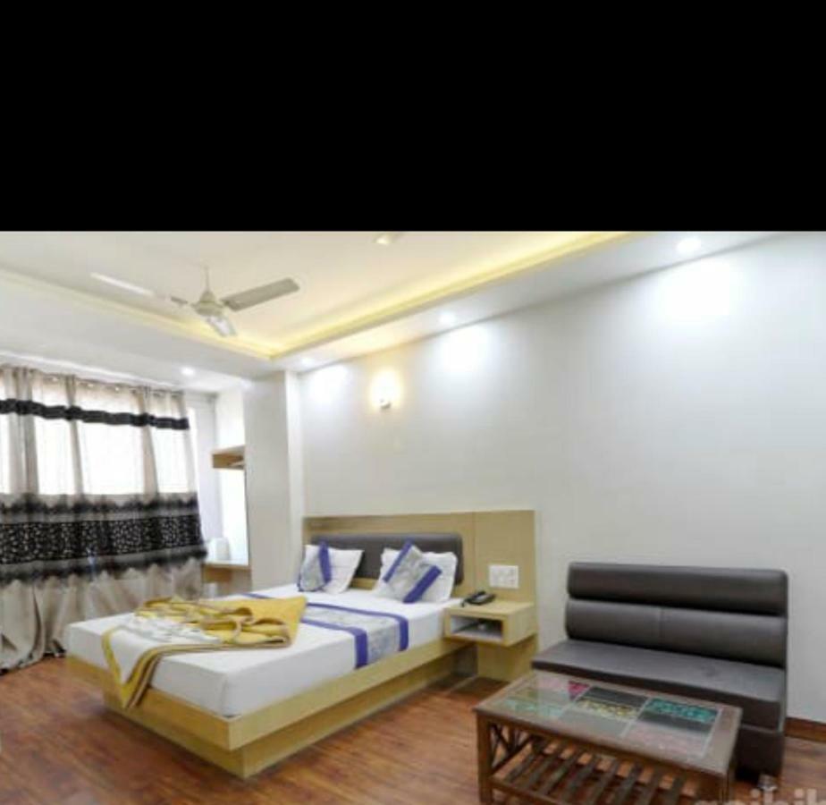 Hotel Le Mem Delhi  Dış mekan fotoğraf