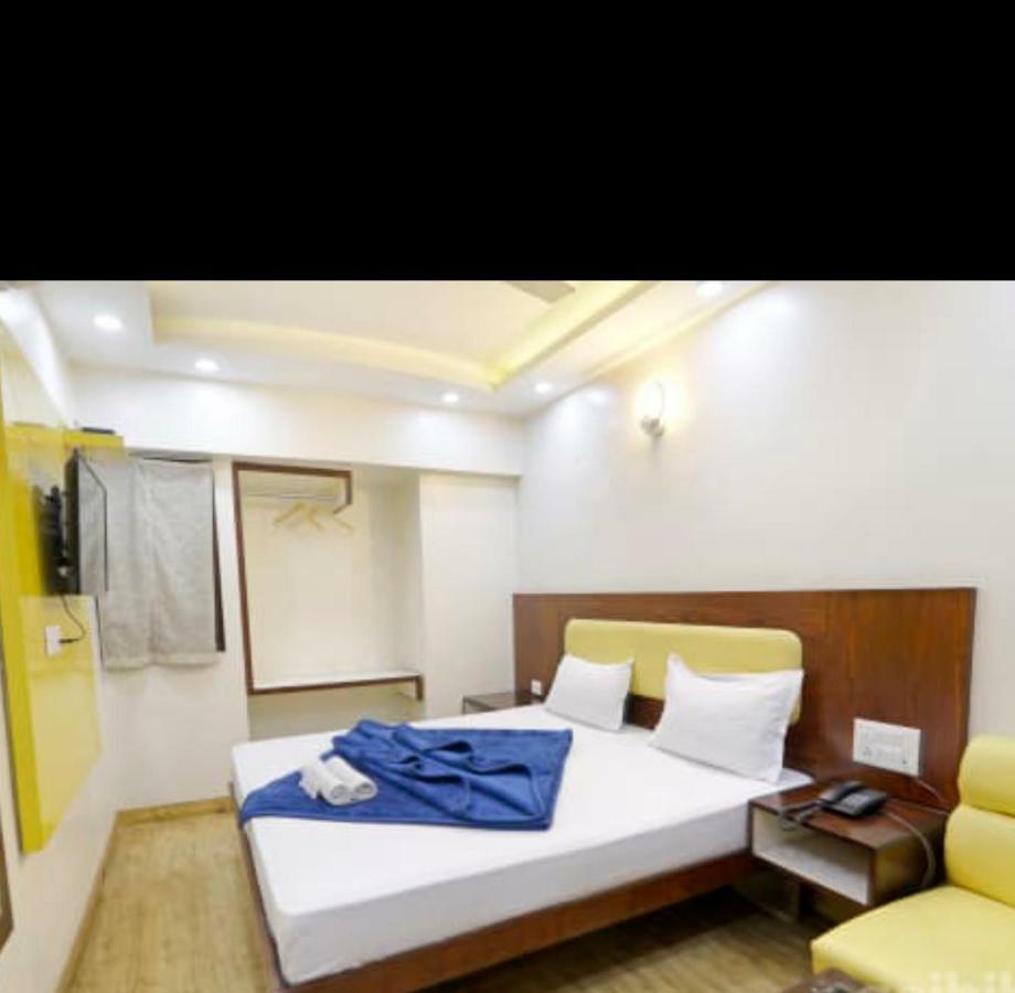 Hotel Le Mem Delhi  Dış mekan fotoğraf