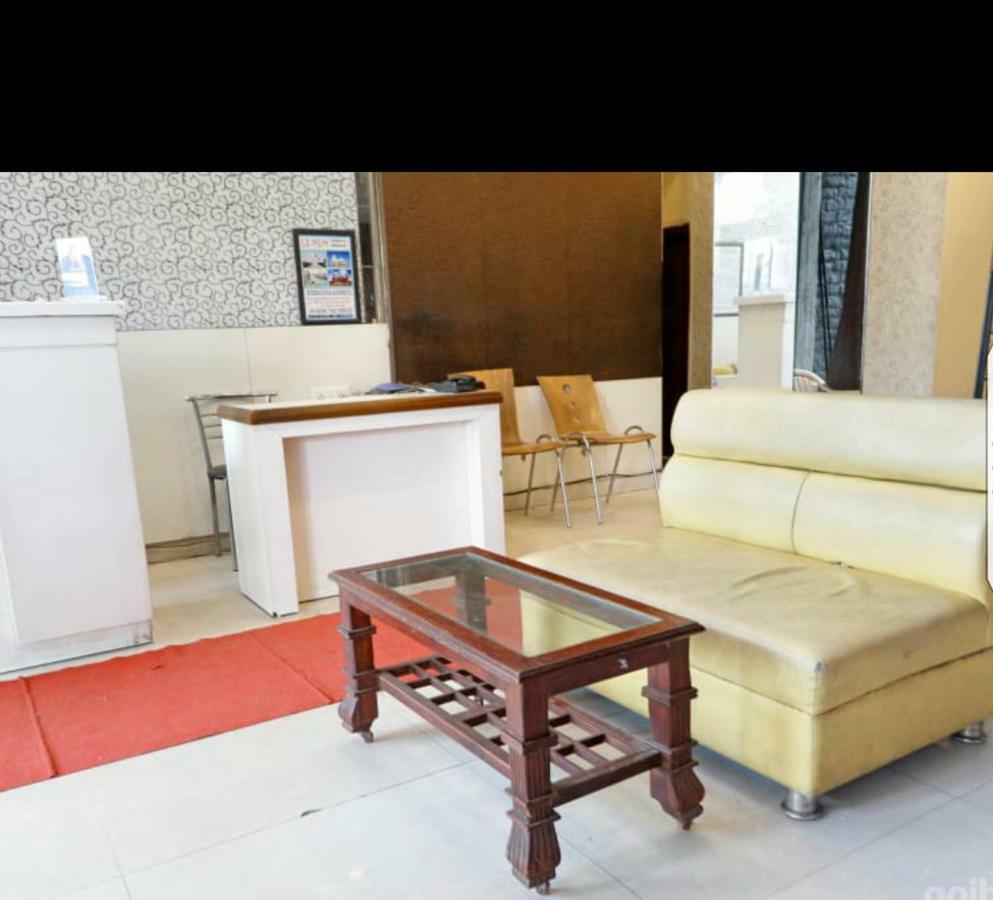 Hotel Le Mem Delhi  Dış mekan fotoğraf